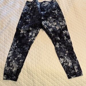 Sweaty Betty Black and Gray Leggings 7/8